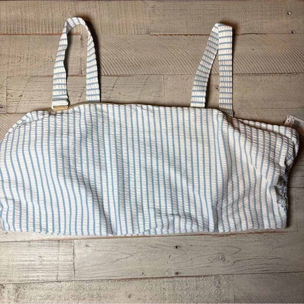 Old Navy Women's Size 4X Striped Bikini Top Adjustable Straps Blue/White NWT - Picture 4 of 16